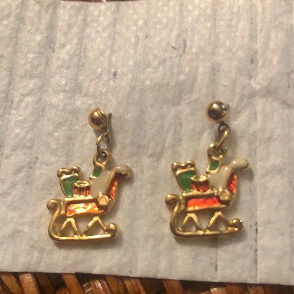 3 for $15 Santa’s Sleigh Christmas Dangle Earrings - Picture 1 of 7